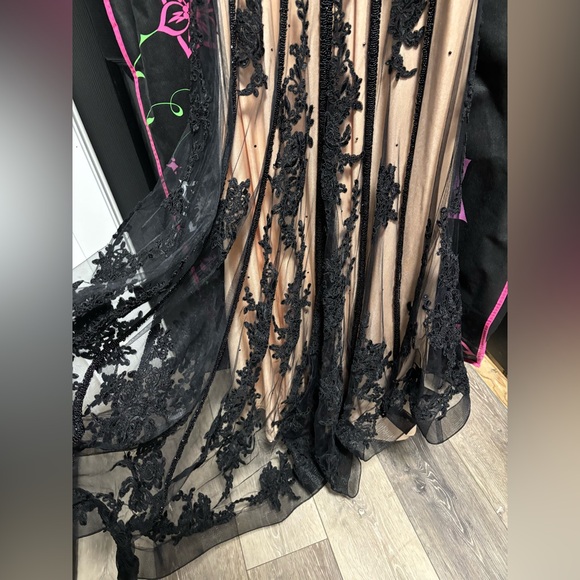 Prom Dress - Picture 6 of 11